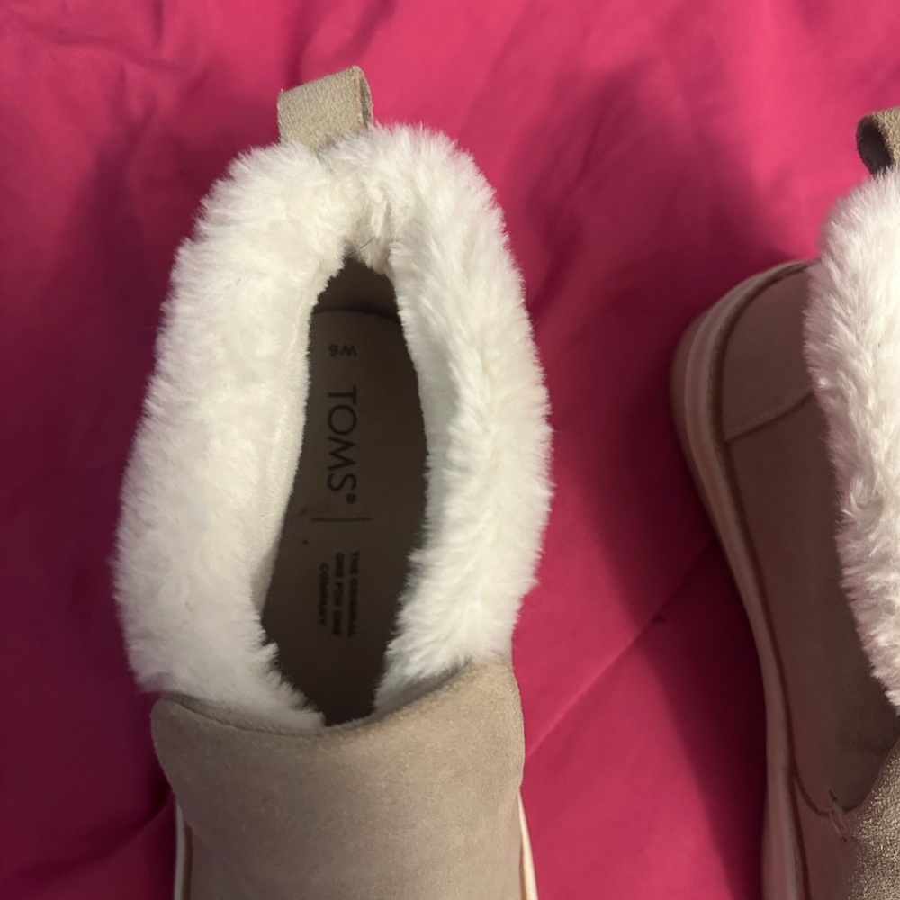 Toms Tan/Gray Suede Women's Slippers - Picture 2 of 5
